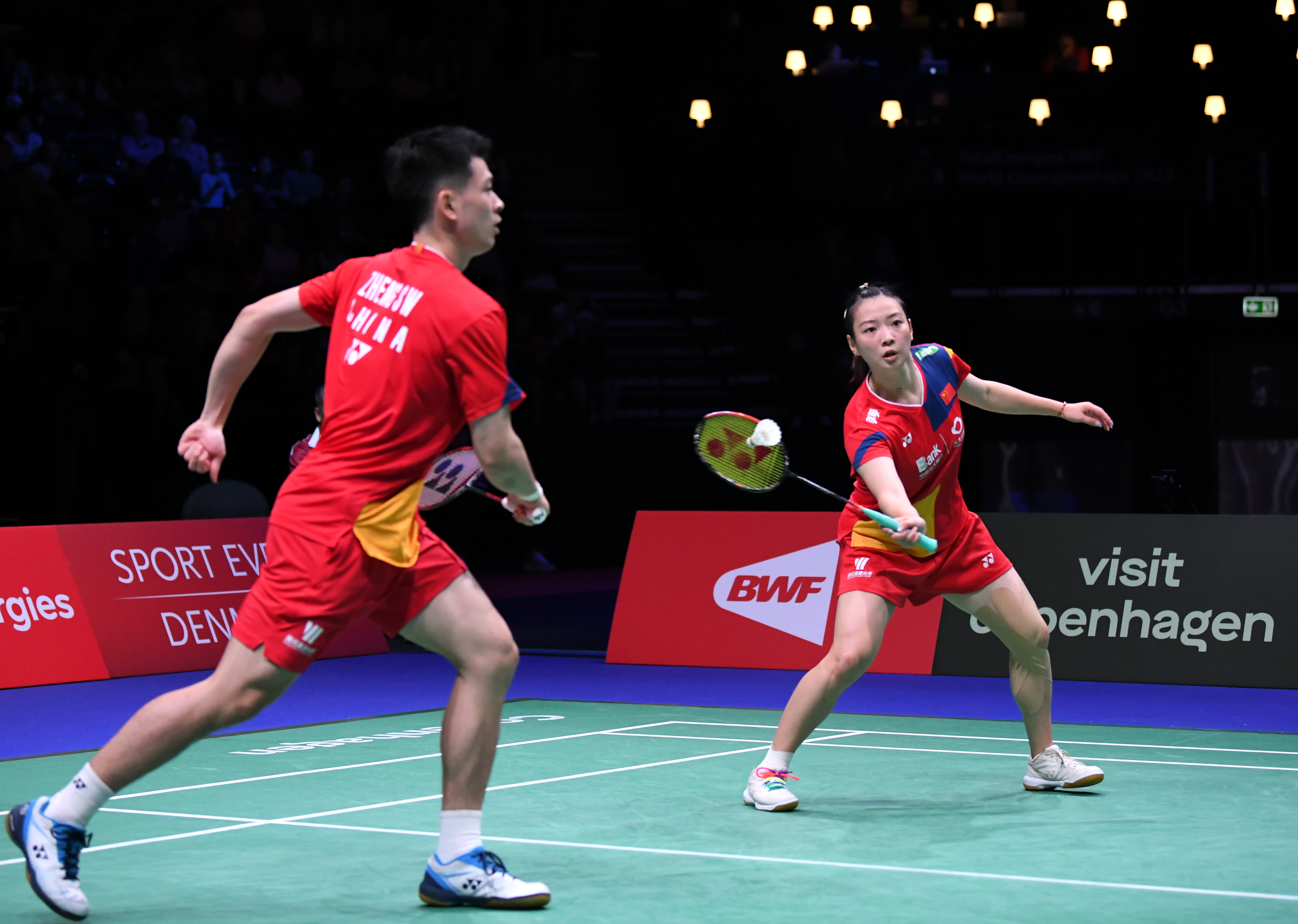 敢与拼搏精 敢与拼搏精