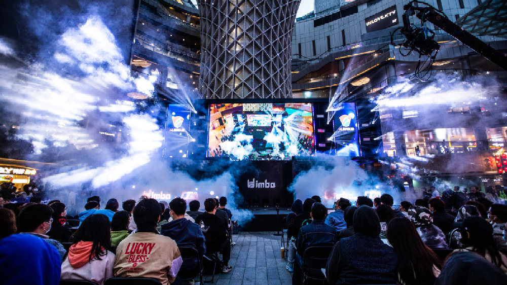 依旧亮眼 依旧亮眼