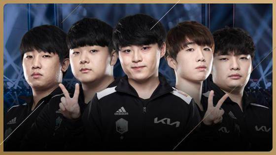 湖人队正式报价步行者，詹姆斯激动落泪，顶级冠军前锋西亚卡姆加盟洛杉矶