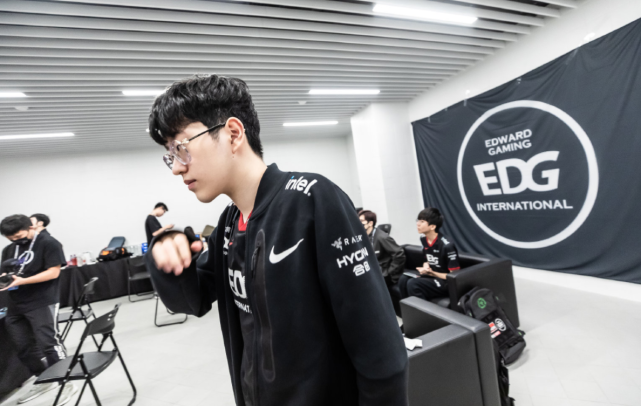 稀缺溢价与 稀缺溢价与